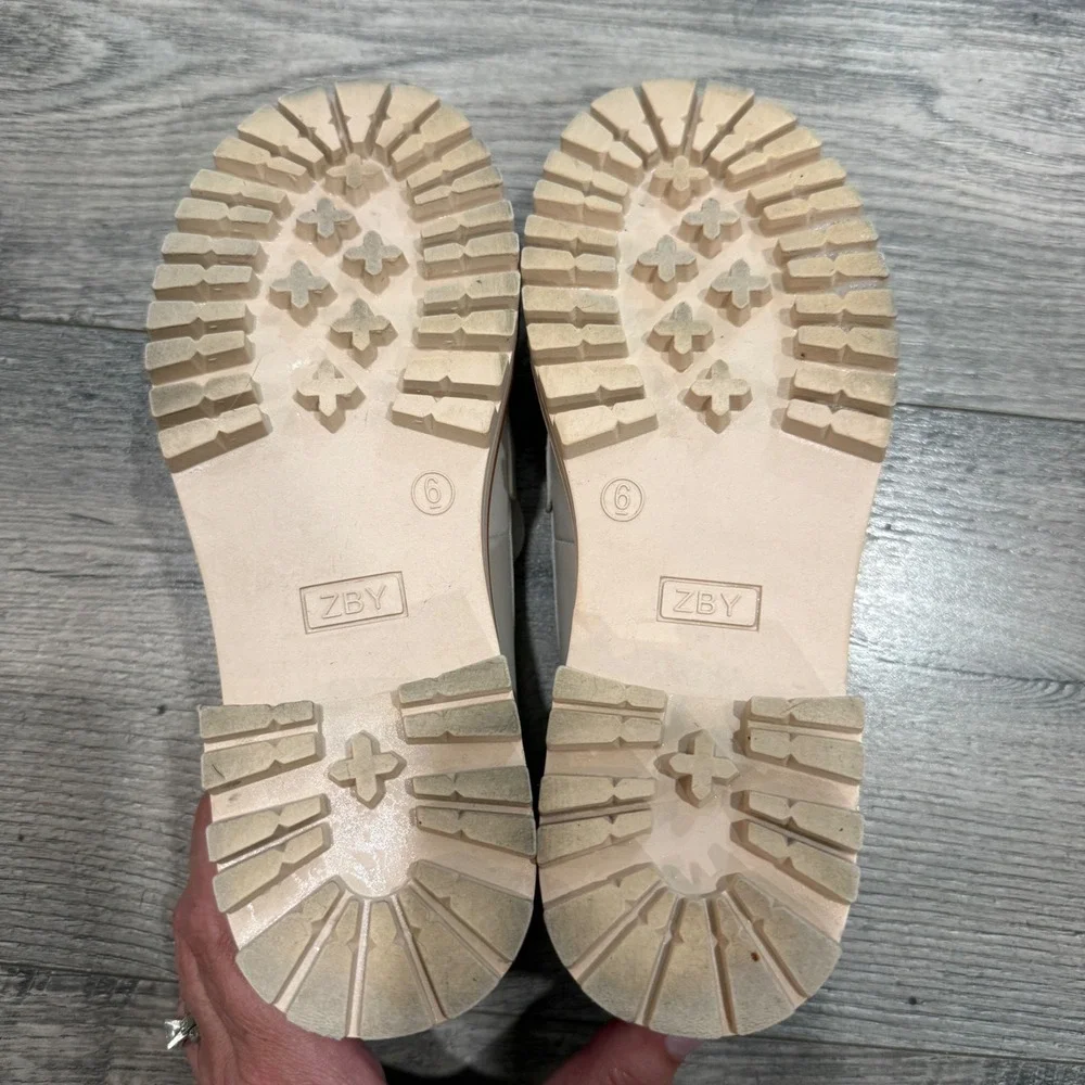 ZBY Chunky Platform Lug Sole Loafers Cream Off-White Women's Size 6